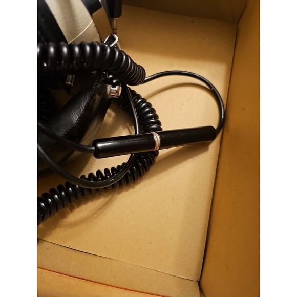 SONIC IV HeadPhones + Master Control Center + Original Box Rare tested working - Picture 8 of 16